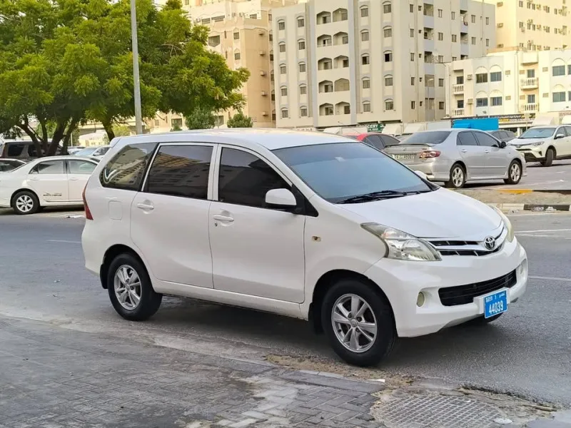 2015 تويوتا أفانزا in Dubai