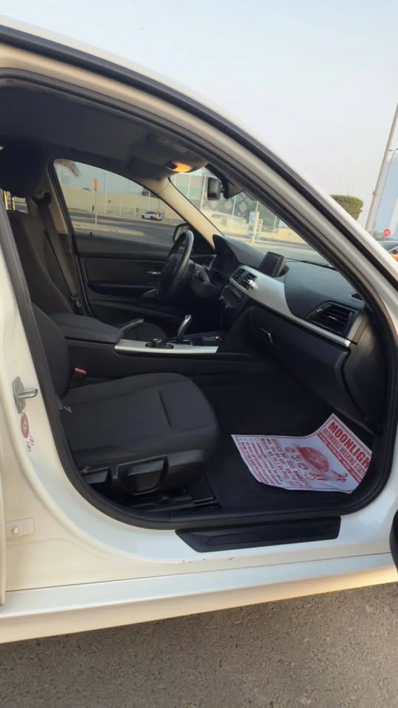 2015 بي أم دابليو الفئة - 3 in Dubai