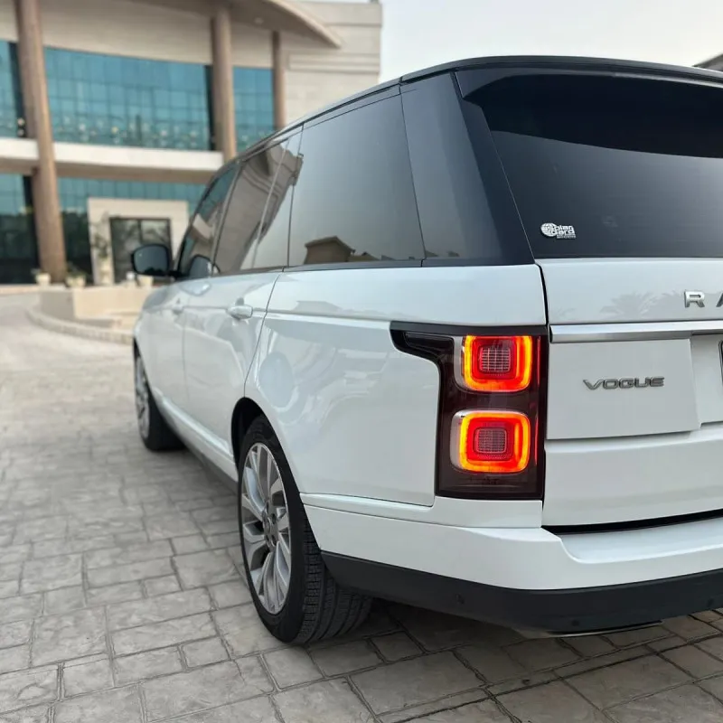 2019 لاند روفر رينج روفر in Dubai