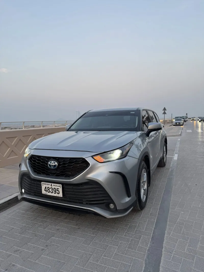 2023 Toyota Highlander in Dubai