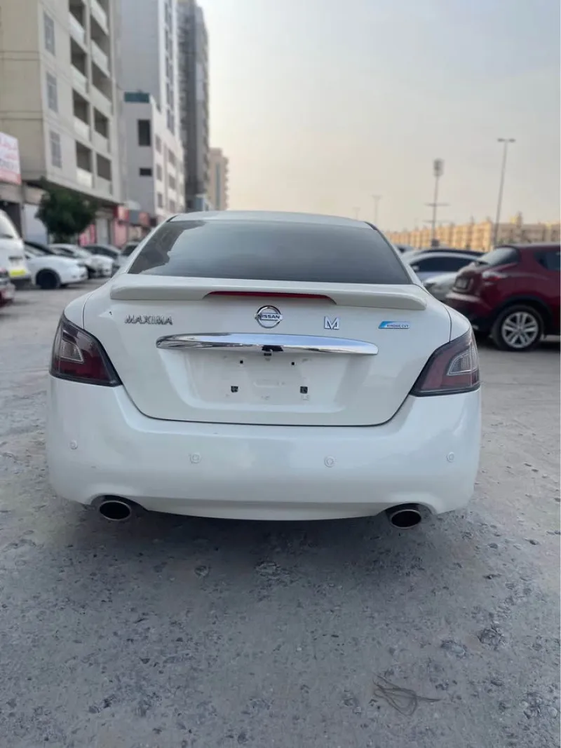 2015 Nissan Maxima in Dubai