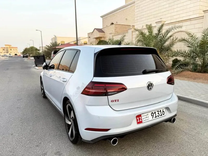 2018 Volkswagen Golf in Dubai
