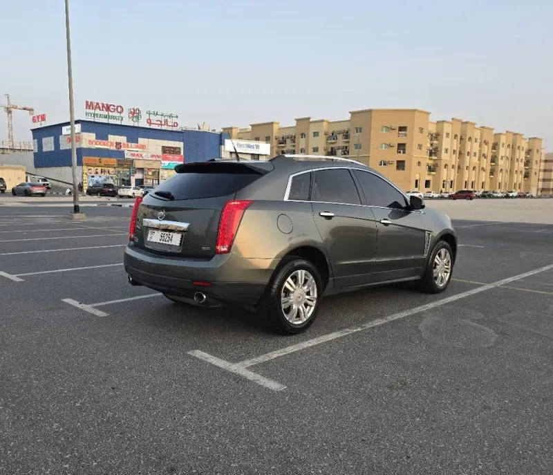2013 Cadillac SRX in Dubai
