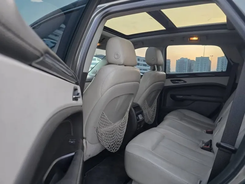 2013 Cadillac SRX in Dubai
