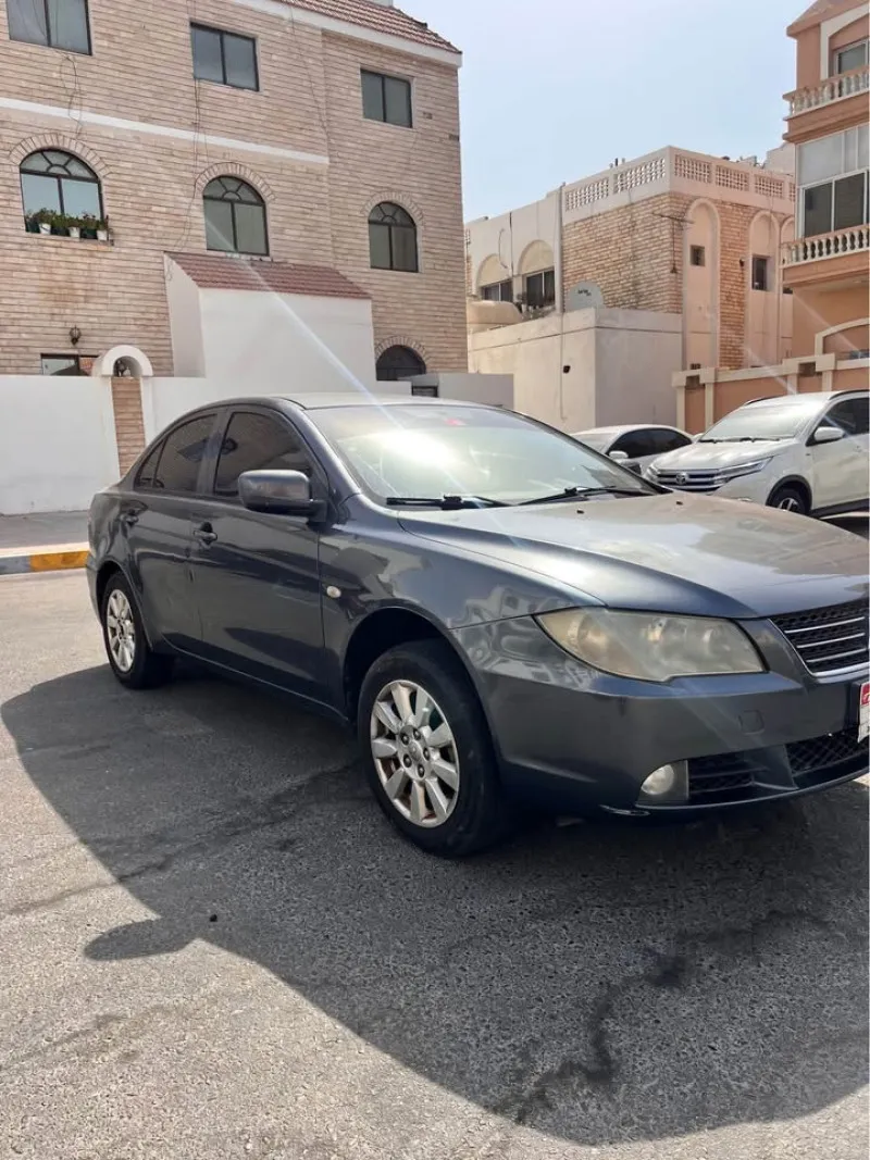 2009 Mitsubishi Endeavor in Dubai