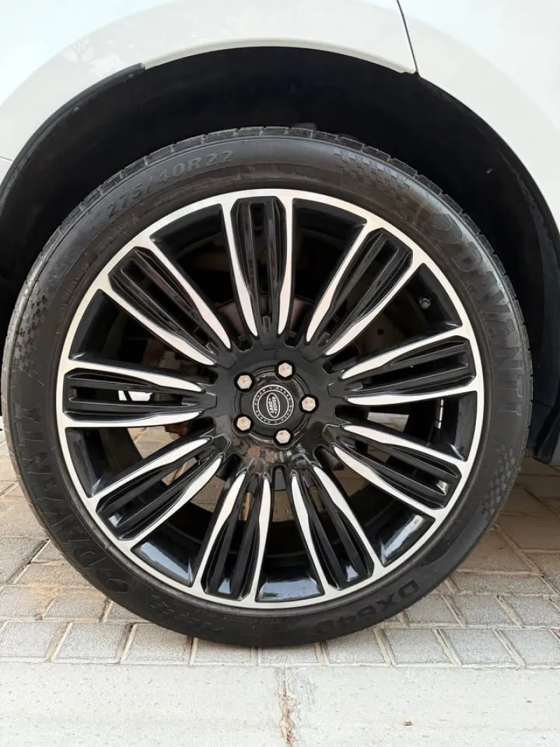 2018 Land Rover Range Rover Velar in Dubai
