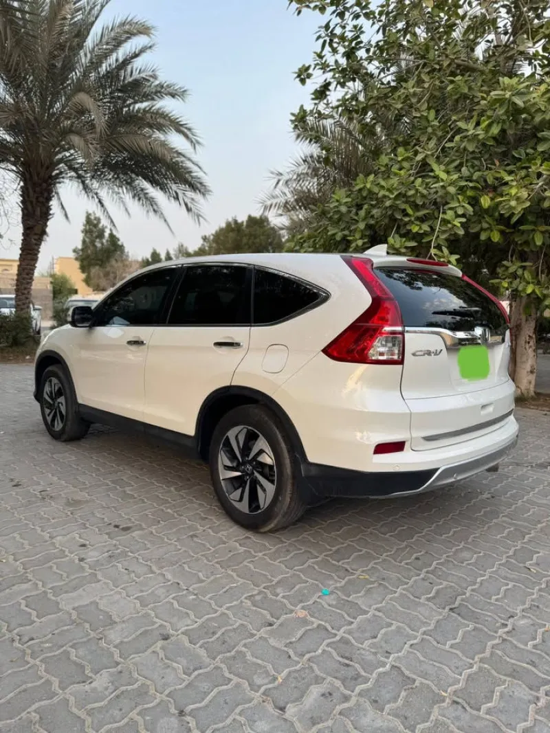 2015 Honda CR-V in Dubai