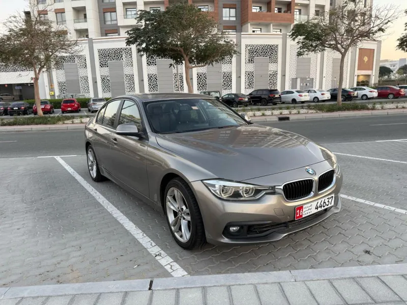 2015 بي أم دابليو الفئة - 3 in Dubai