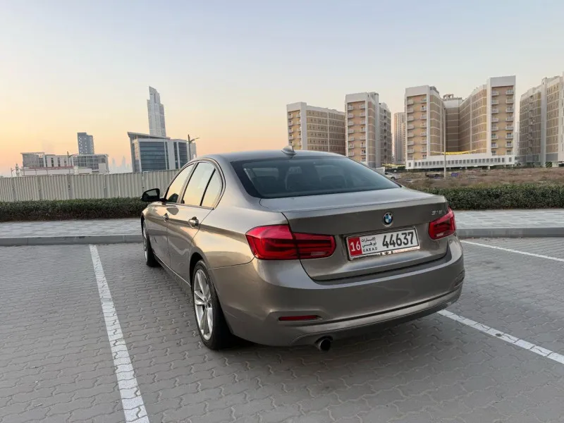 2015 بي أم دابليو الفئة - 3 in Dubai