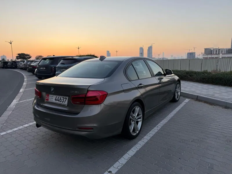 2015 بي أم دابليو الفئة - 3 in Dubai