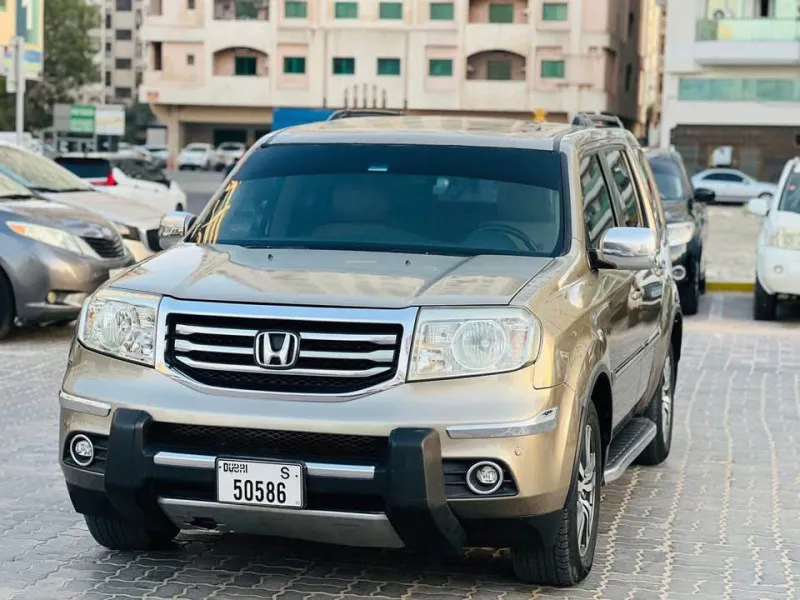 2009 هوندا بايلوت in Dubai