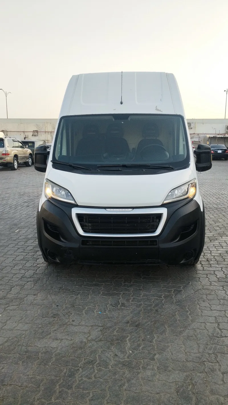 2018 Peugeot Boxer in Dubai