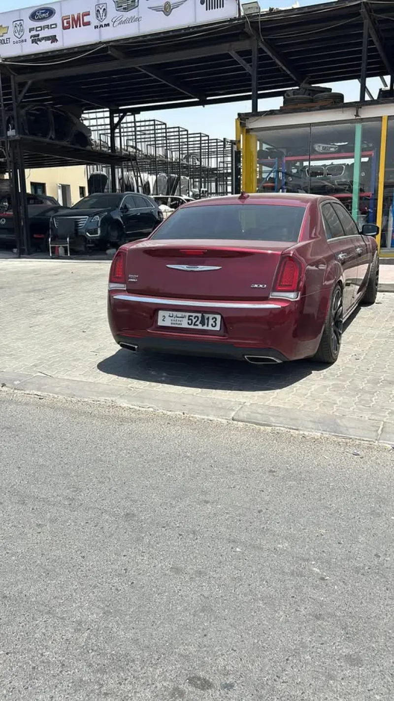 2018 كرايسلر ٣٠٠ in Dubai