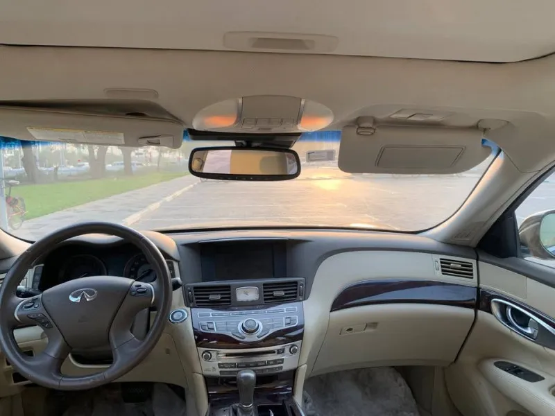 2019 Infiniti Q70 in Dubai