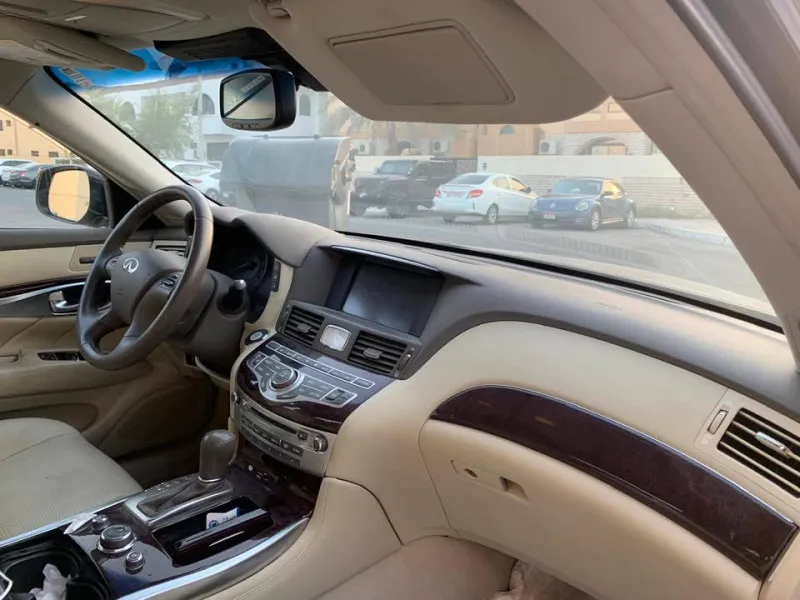 2019 Infiniti Q70 in Dubai