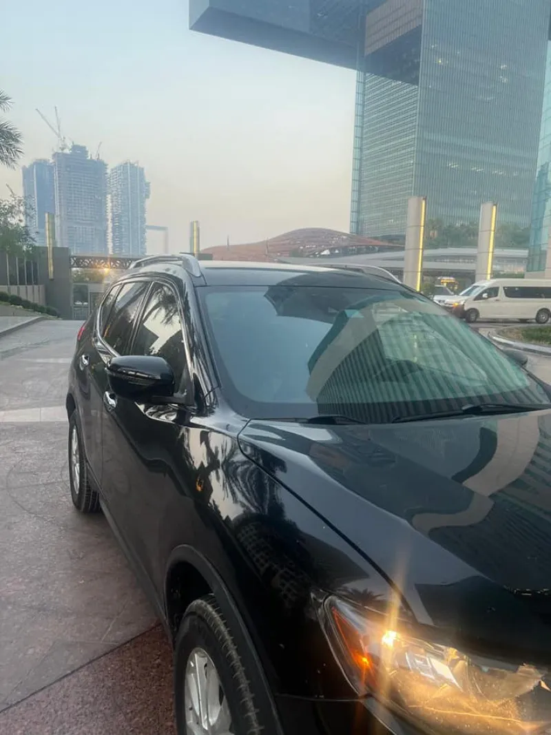 2019 Nissan Rogue in Dubai