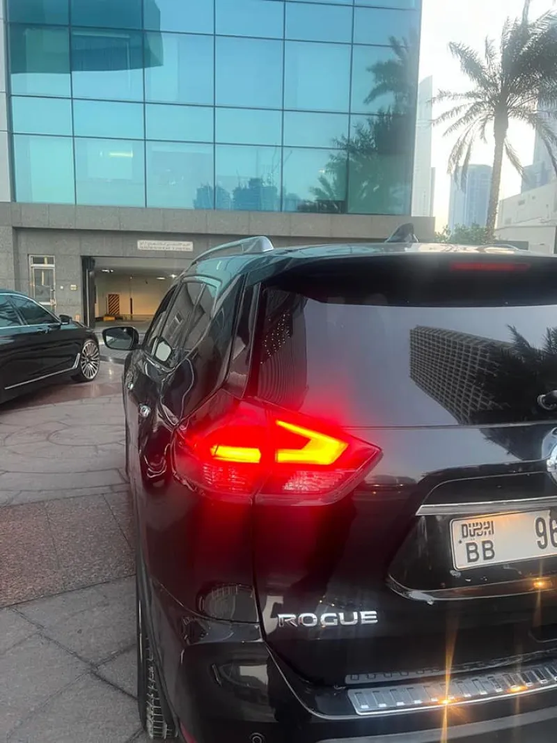 2019 Nissan Rogue in Dubai