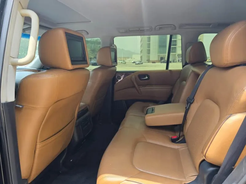 2015 نيسان باترول in Dubai