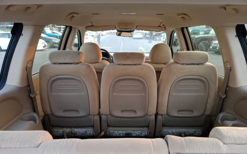 2015 Kia Carnival in Dubai