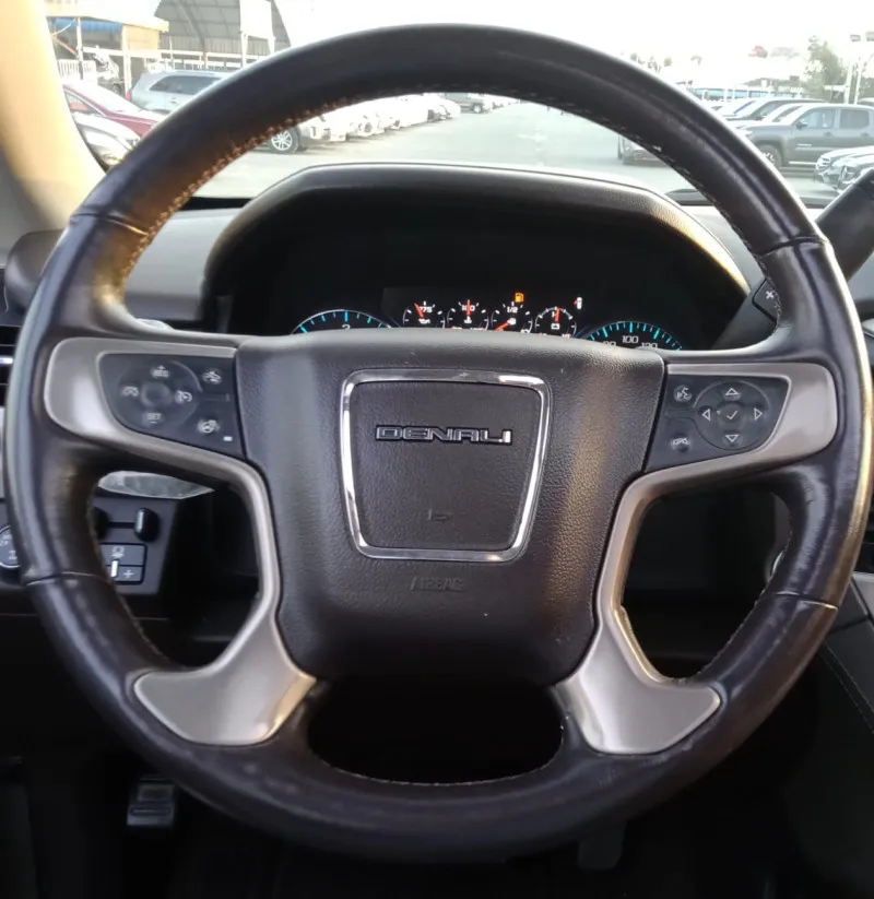 2017 GMC Yukon in Dubai