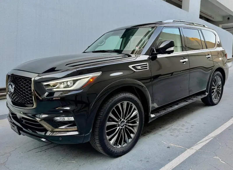 2021 Infiniti QX80 in Dubai