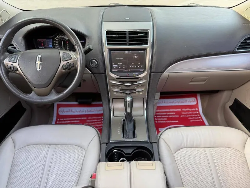 2013 Lincoln MKX in Dubai