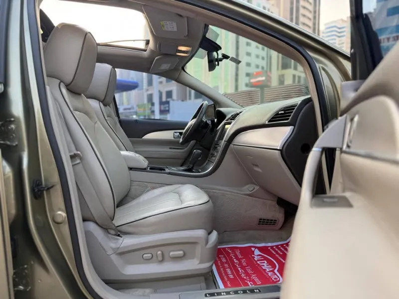 2013 Lincoln MKX in Dubai
