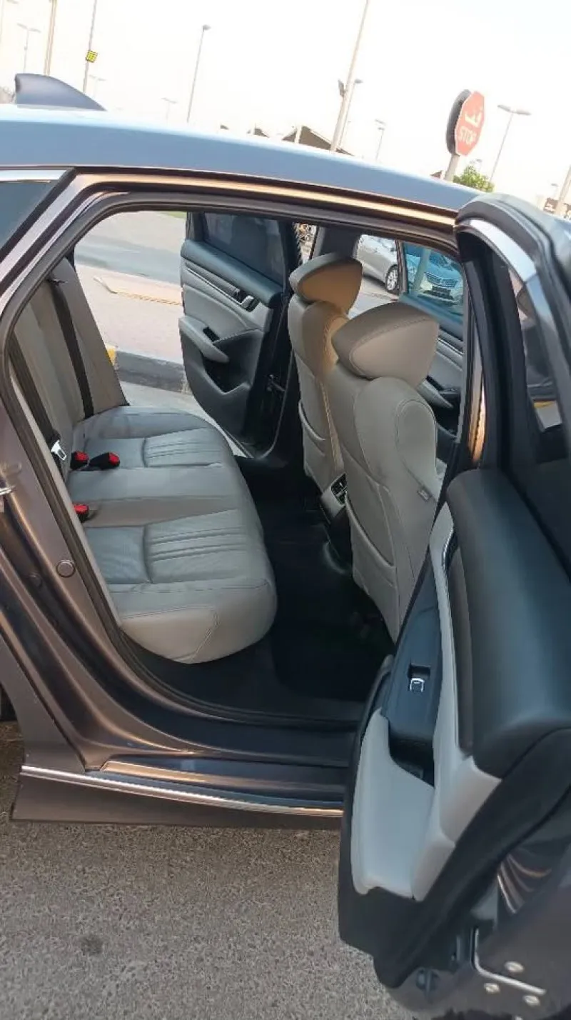 2018 Honda Accord in Dubai