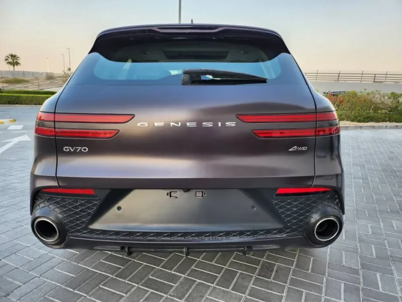 2023 جينيسس جيفي ٧٠ in Dubai