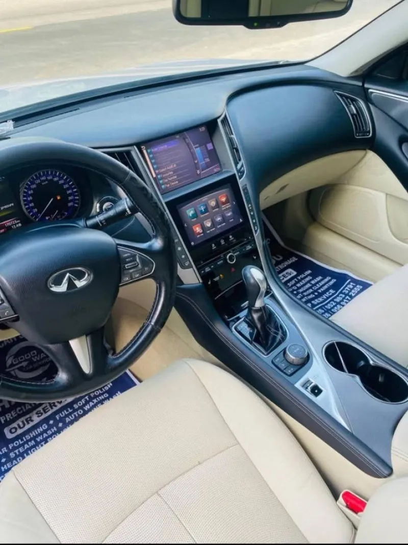2016 Infiniti Q50 in Dubai