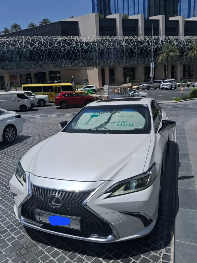 2019 لكزس ES - اي اس in Dubai