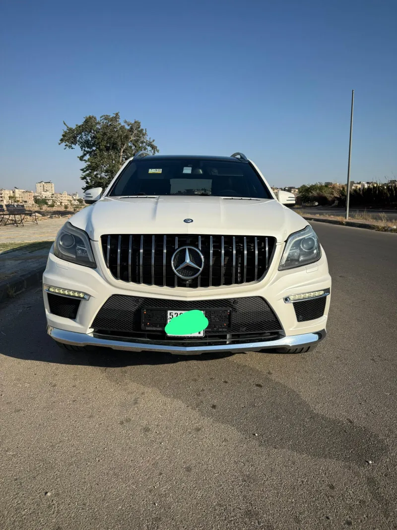 2015 Mercedes-Benz GL in Dubai