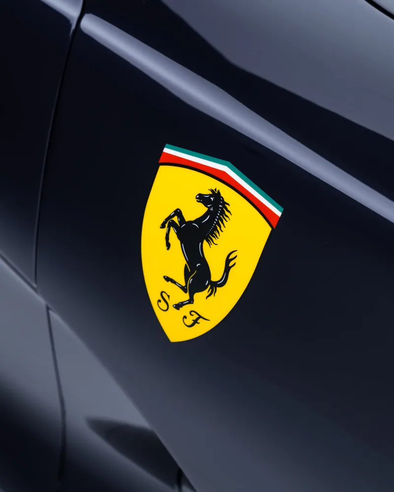 2023 فيراري 812 سوبر فاست in Dubai