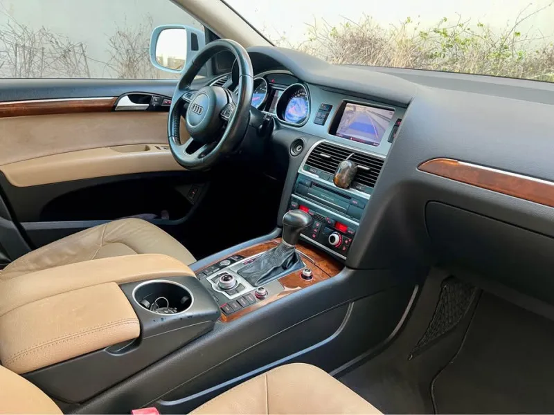 2015 Audi Q7 in Dubai