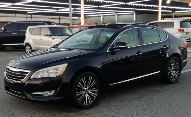 2012 Kia Cadenza in Dubai