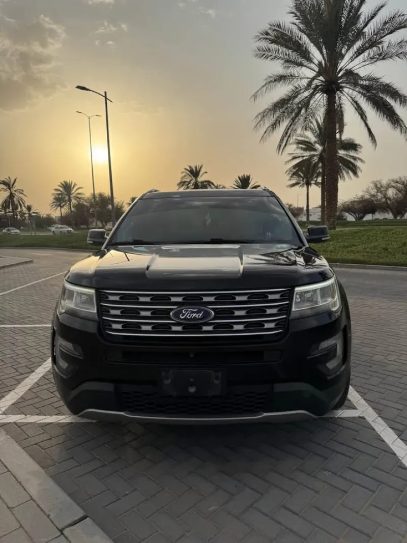 2016 Ford Explorer in Dubai