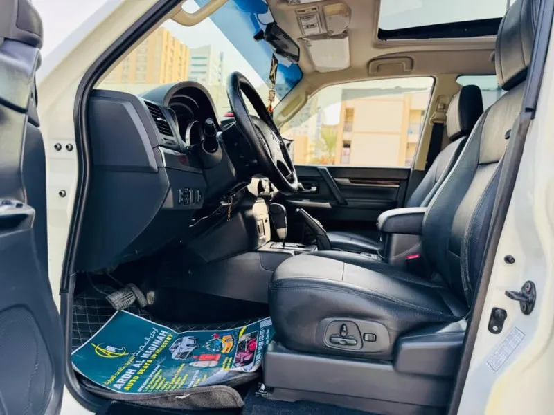 2013 Mitsubishi Pajero in Dubai