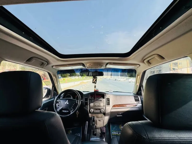 2013 Mitsubishi Pajero in Dubai