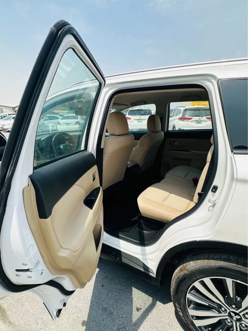 2020 Mitsubishi Outlander in Dubai