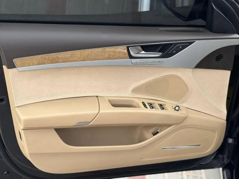 2011 Audi A8 in Dubai