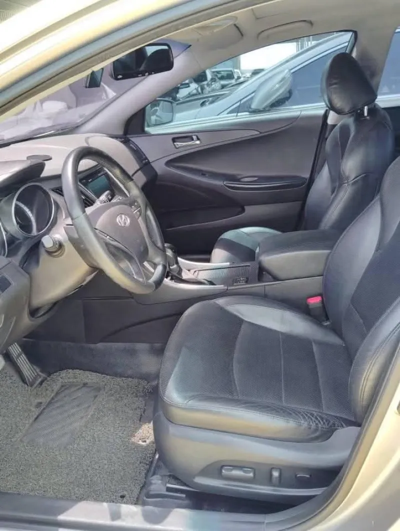 2011 Hyundai Sonata in Dubai