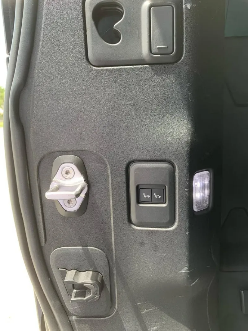 2020 Land Rover Defender in Dubai