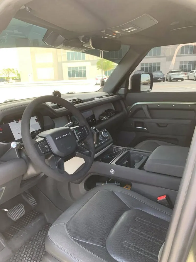 2020 Land Rover Defender in Dubai