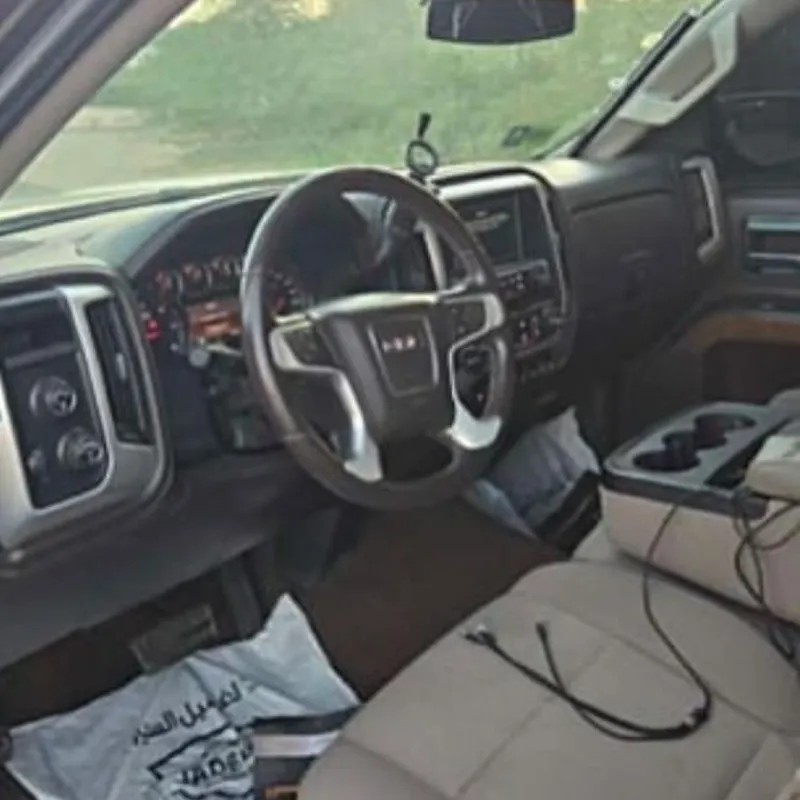 2015 GMC Sierra in Dubai