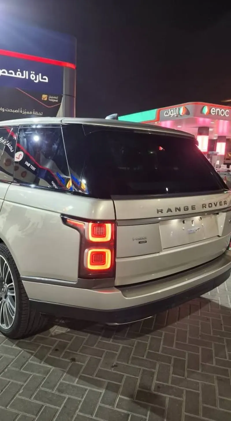 2020 لاند روفر رينج روفر in Dubai