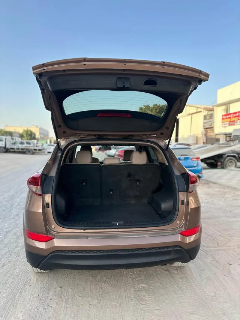 2016 هيونداي توسان in Dubai