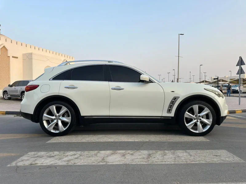 2009 Infiniti FX50 in Dubai
