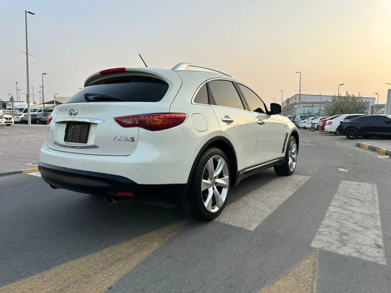 2009 Infiniti FX50 in Dubai