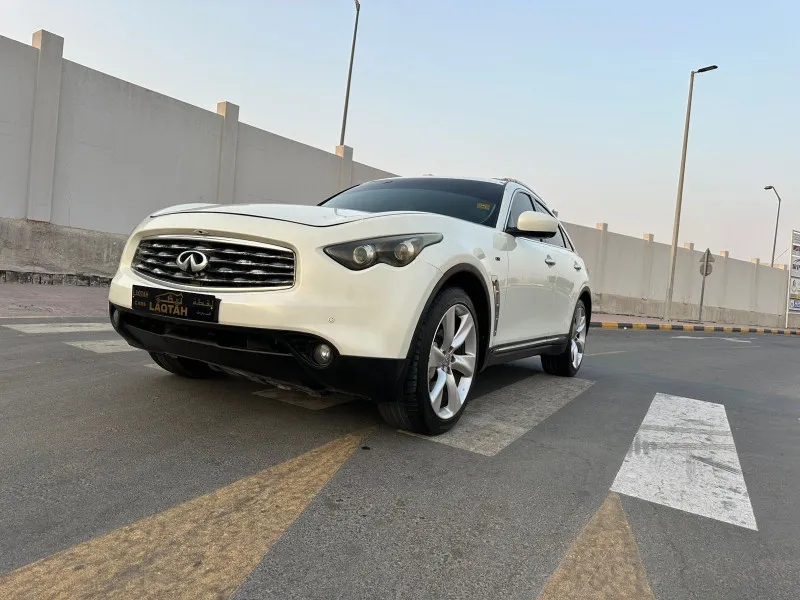 2009 Infiniti FX50 in Dubai