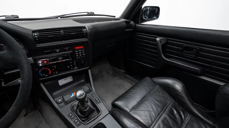 1990 BMW M5 in Dubai